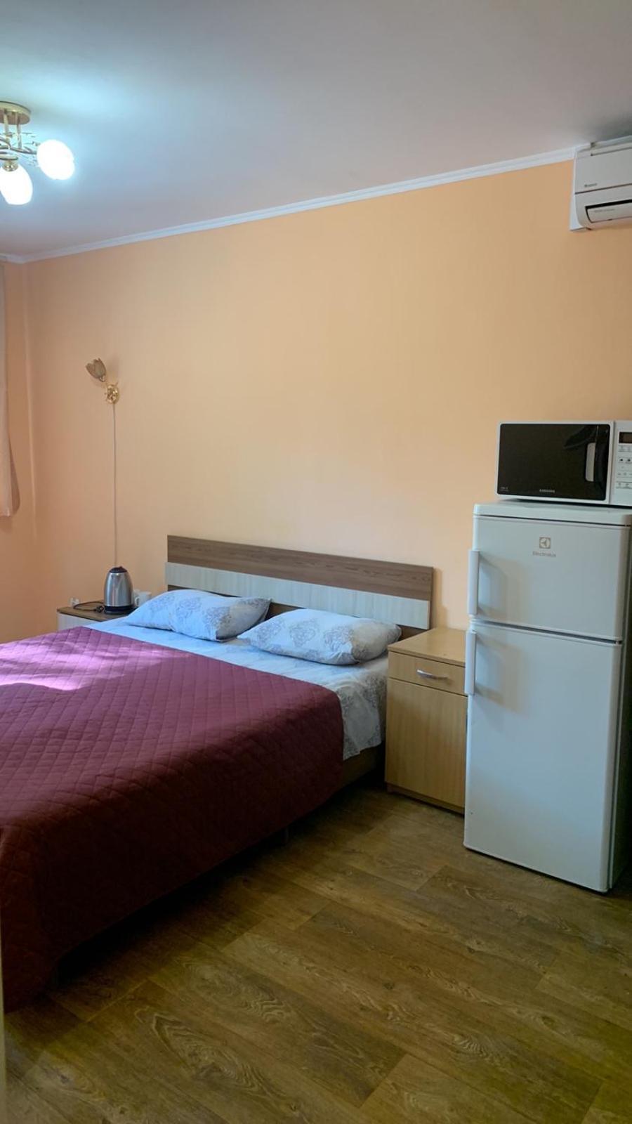 База Відпочинку «Павлоградець» Hotel *